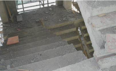 二級建造師考試建筑工程施工安全管理：洞口、臨邊防護(hù)