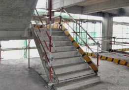 二級建造師考試建筑工程施工安全管理：洞口、臨邊防護(hù)
